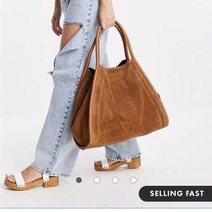Gorgeous Suede Hnadbag